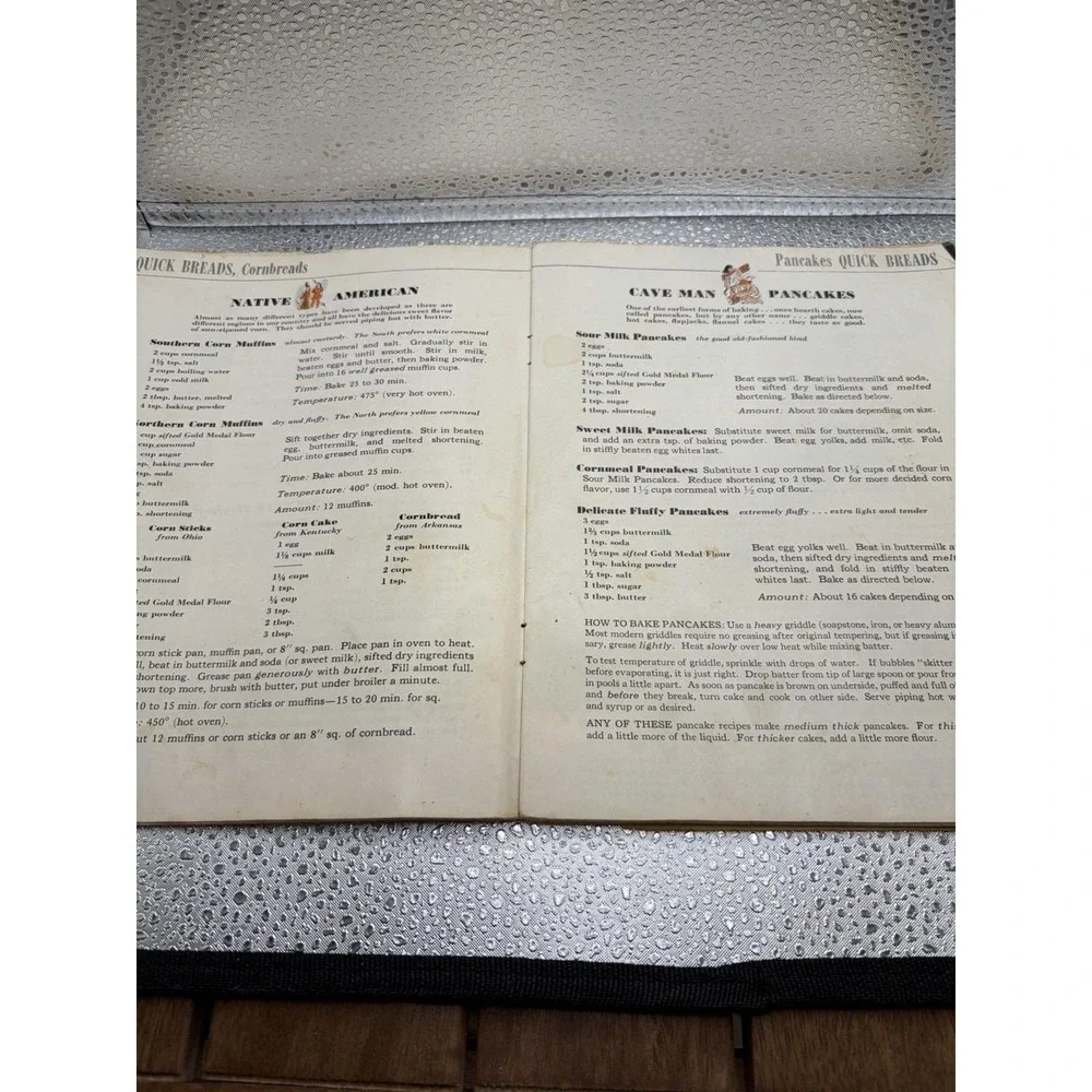 Betty Crocker Cook Book of All-Purpose Baking 1942 Gold Cover Paperback